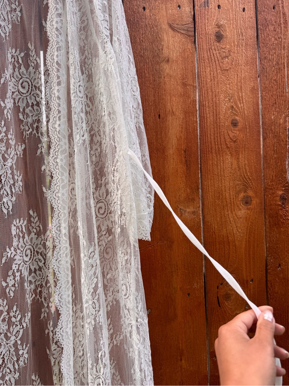 White Lace Robe duster for wedding day - Picture 3 of 5